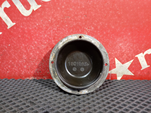 Крышка ступицы передней