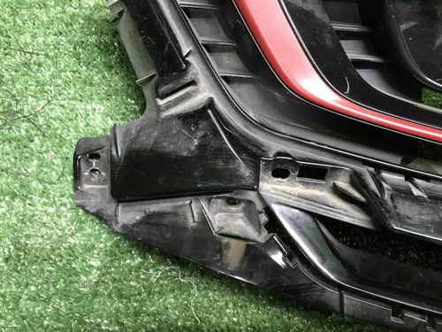 Решетка радиатора Geely Coolray (2019-2024)