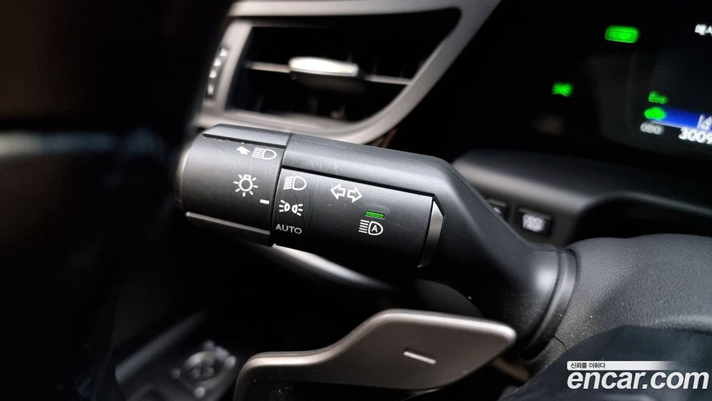 Lexus ES300h 7 Generation Luxury Plus (09.2022)