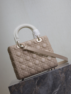 Christian Dior Lady Dior 24 cm