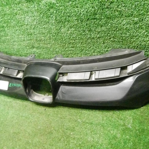 Решетка радиатора Honda CR-V 4 (2014-2018)