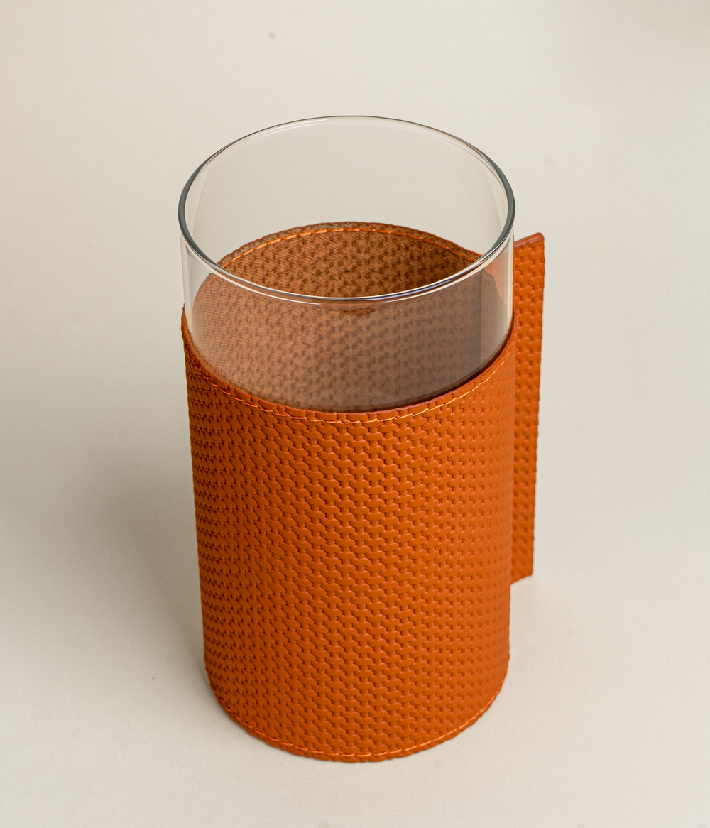 Ваза в кожаном чехле 11 х 18