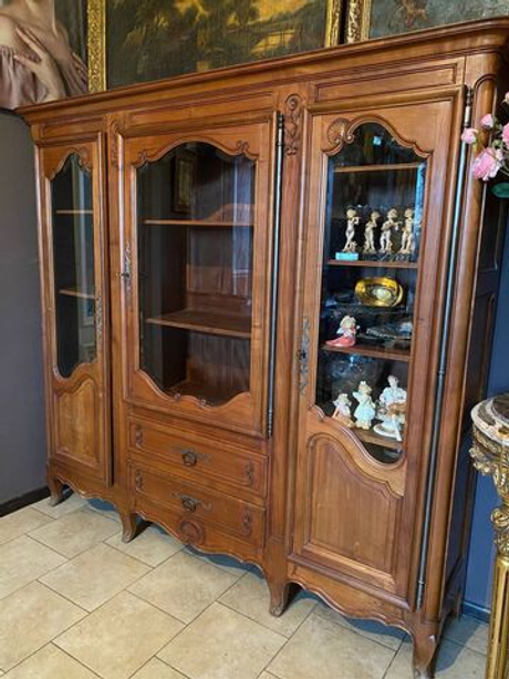 Винтаж: Винтажный шкаф/витрина