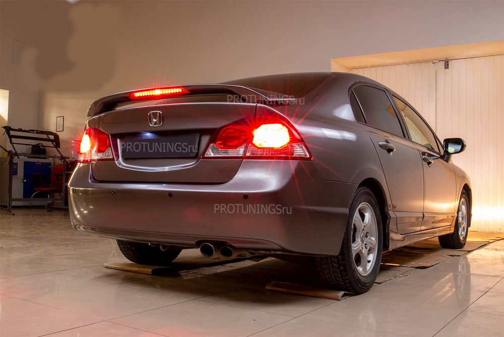 Спойлер “Modulo” на крышку багажника Honda Civic 4D (2006–2012)