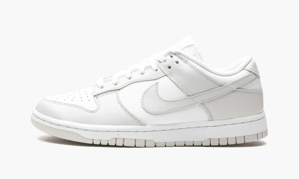 Nike Dunk Low WMNS "Photon Dust"