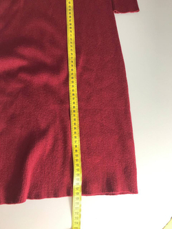 Платье в рубчик обтягивающего кроя, маркировка L/XL, визуально на 48/50 размер