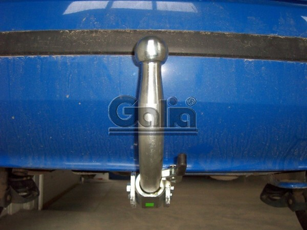 Фаркоп оцинкованный Galia S081A для Skoda Fabia хетчбек 2000-2007, 2007-2014(паспорт и сертификат в комплекте)(без электрики)