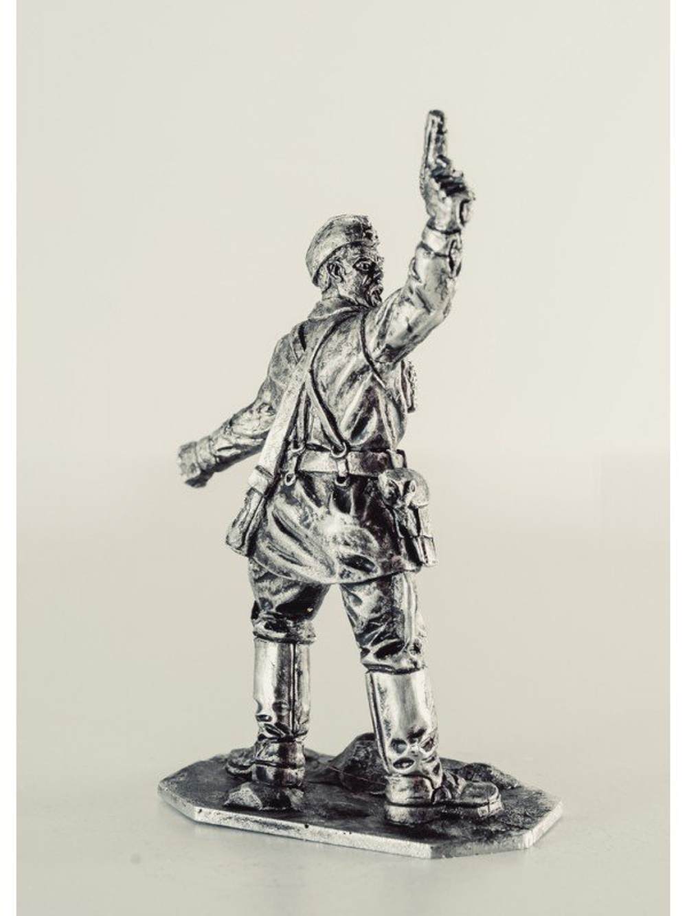 Оловянный солдатик Политрук РККА, 1942 г.