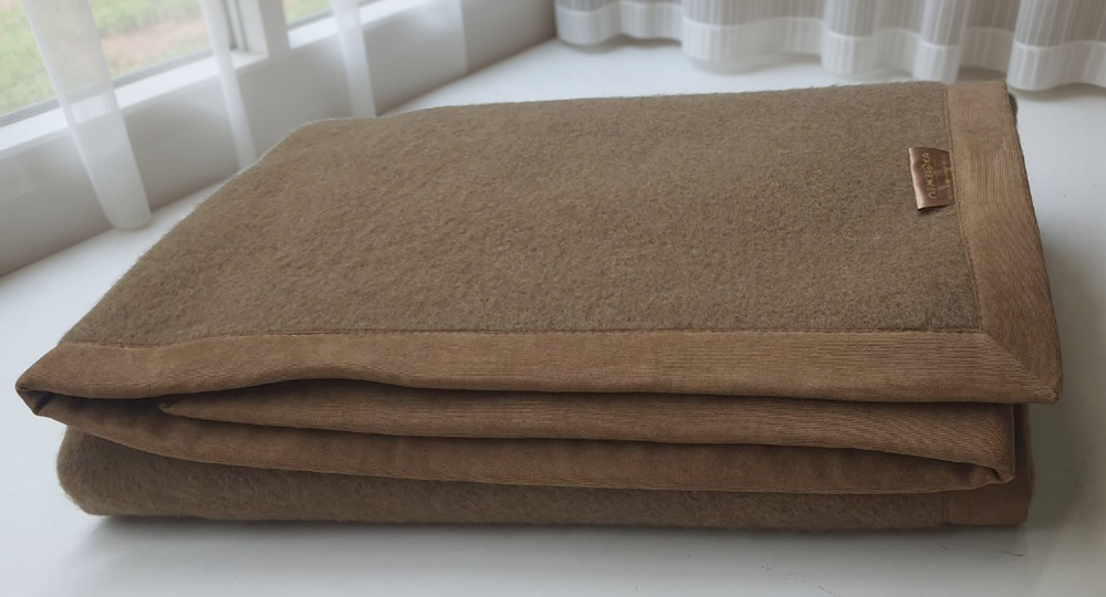 Шерстяное одеяло верблюжье тканое Каракумы 140х200 ЛЕЖЕБОКА, плотность 500 г/м2