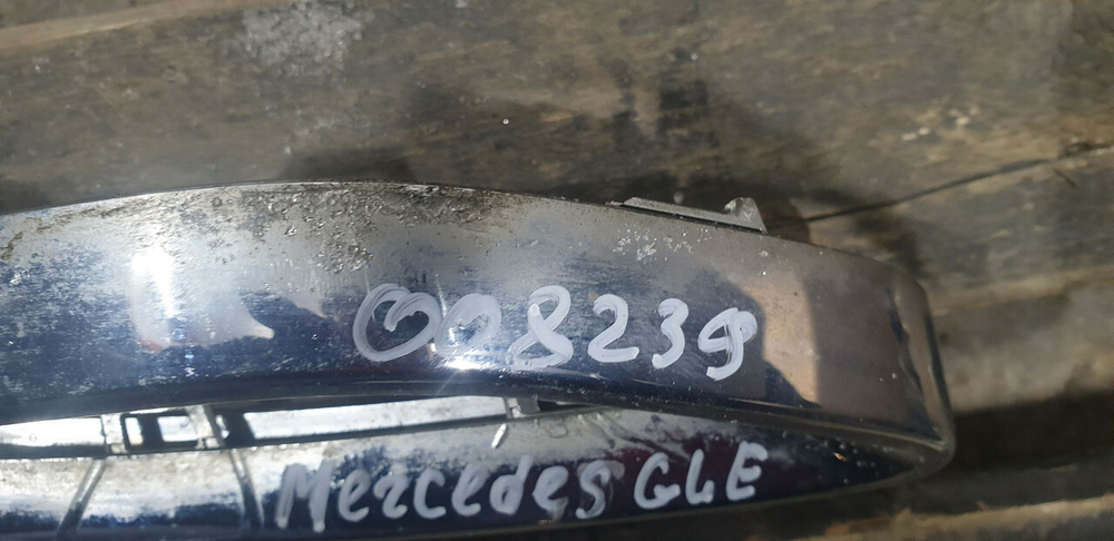 Накладка юбки заднего бампера Mercedes GLS (X166) 15-19 Б/У Оригинал A0008850274