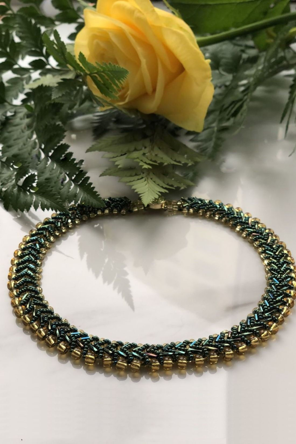 Колье из бисера "Змейка" ручной работы, цвет - Бронза тёмная