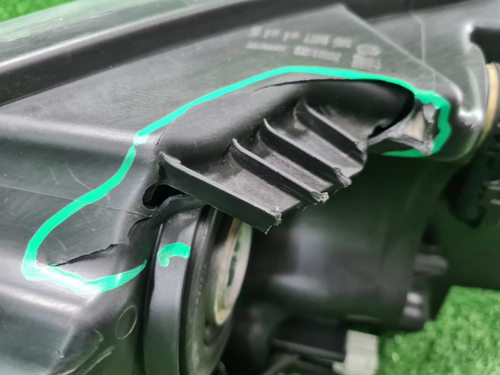 Битая Фара правая Nissan Qashqai 2 j11 (17-23) галоген