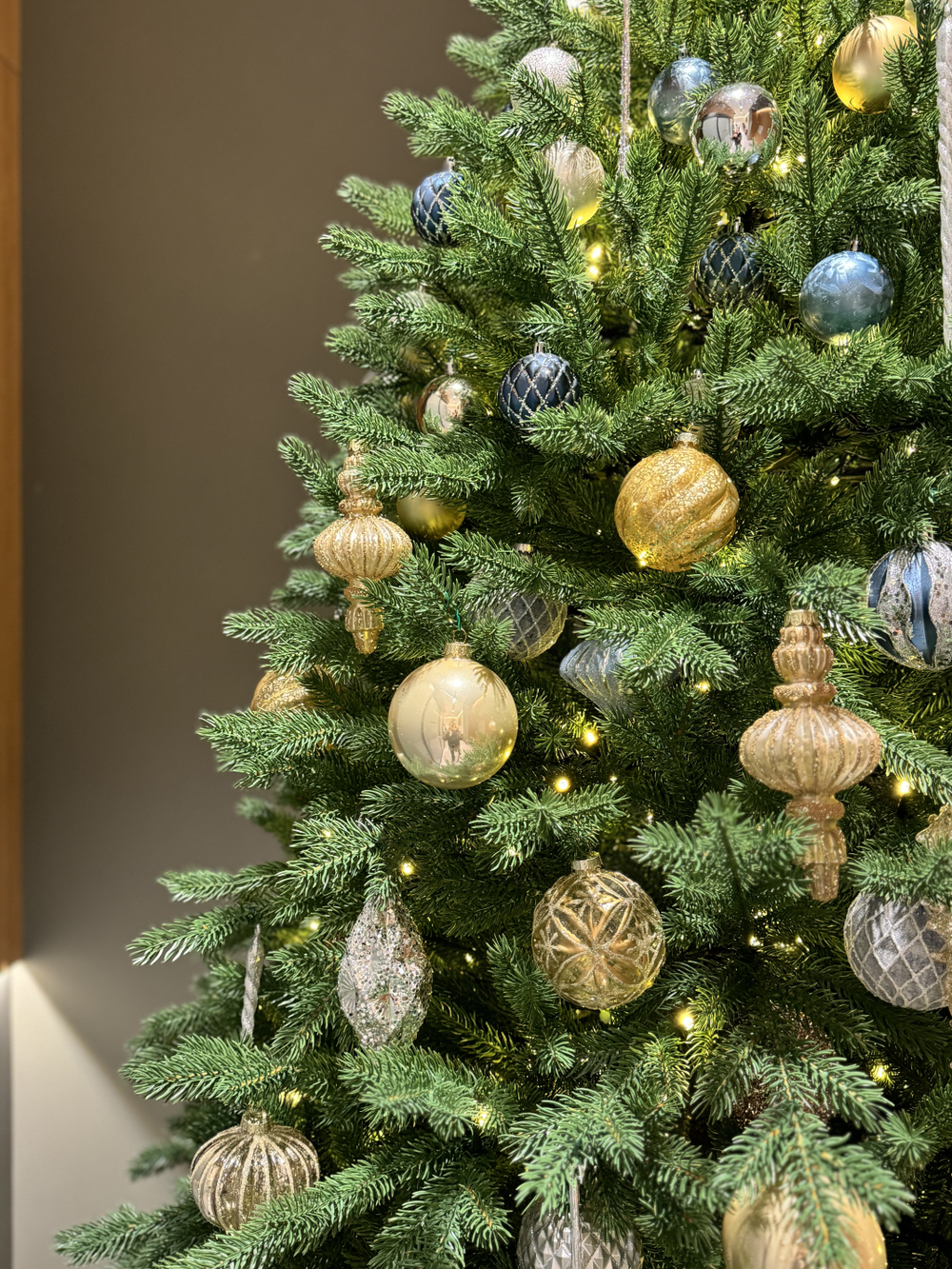 Новогодняя дизайнерская Ель «Морозное утро»