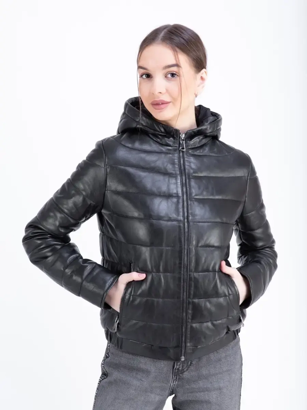 Куртка женская из натуральной  кожи