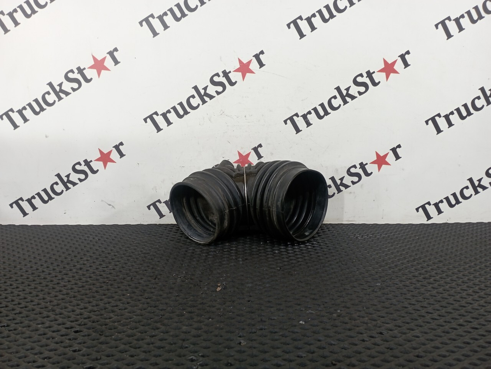 Патрубок воздушного фильтра