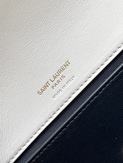 Saint Laurent Loulou Small 24 cm