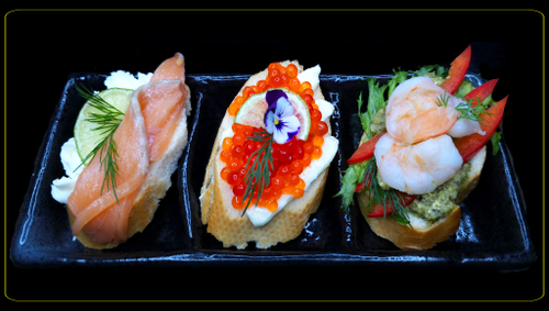 Сет № 1 Брускетты с Семгой, Икрой и Креветками