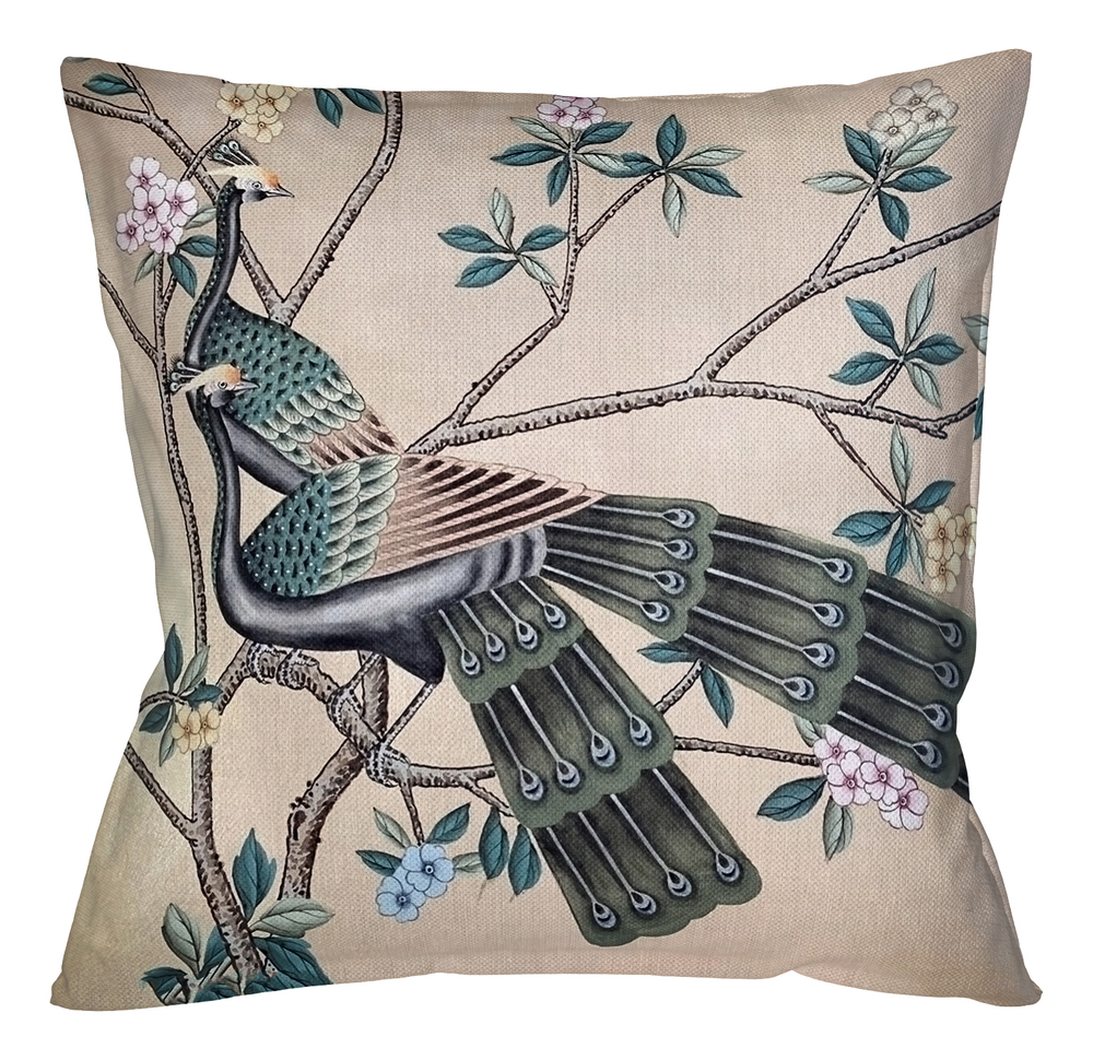 Интерьерная подушка Объект мечты Императорский павлин версия 6