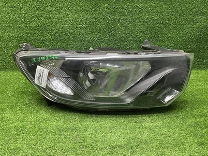 Фара правая Lada Granta (2018-н.в.) галоген