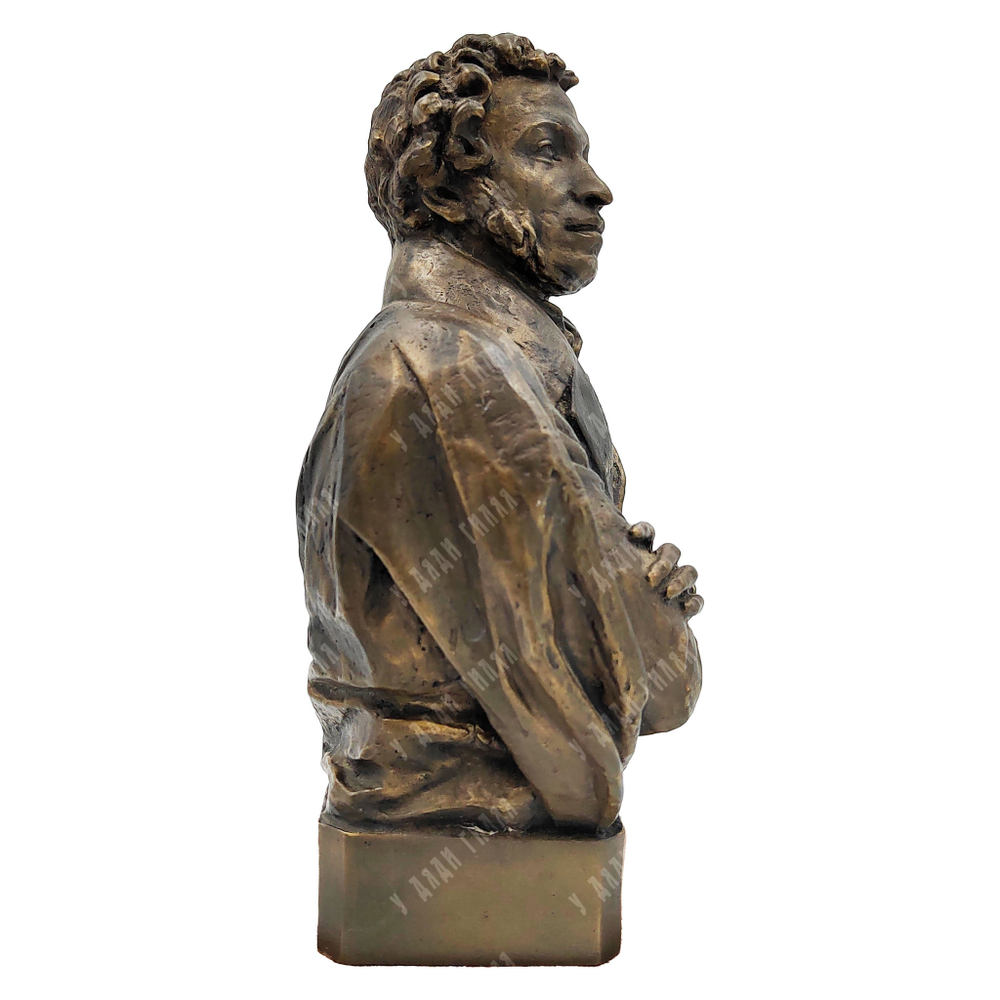 Динес Ю. С. Бюст А. С. Пушкина. Бронза, литьё. 1956 г.
