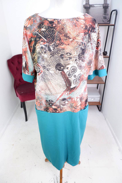 Платье Magda стильное, маркировка 48, визуально на 54 размер, новое