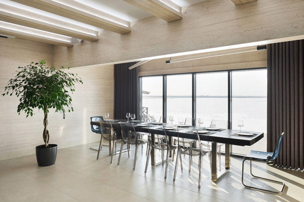 Стул прозрачный Scab Design Vanity, дымчатый