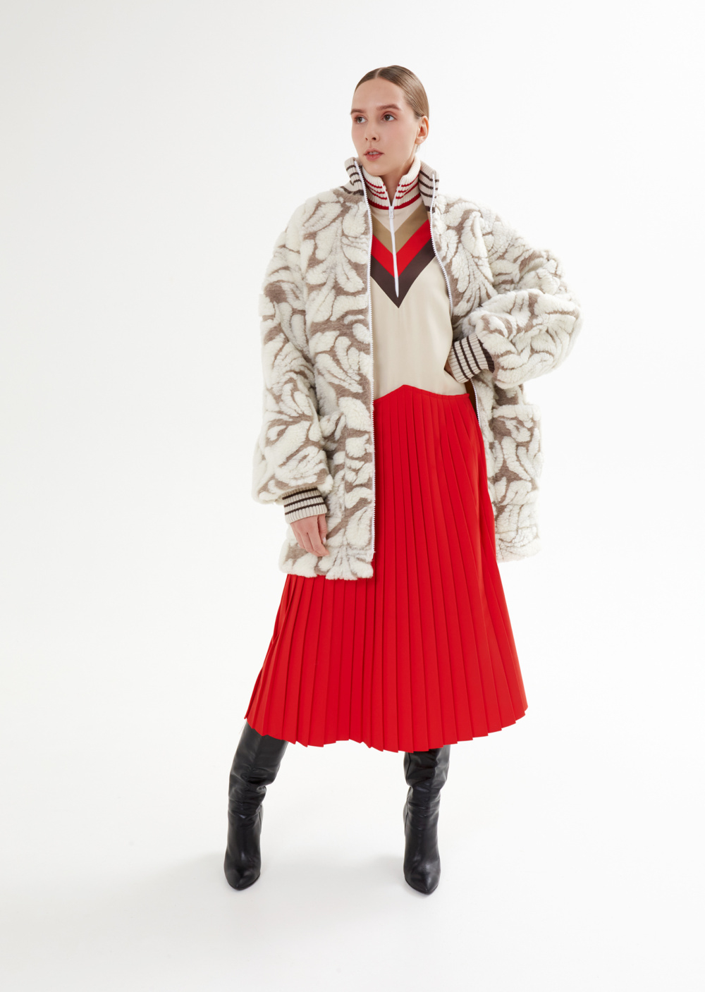 Куртка меховая, бежевая