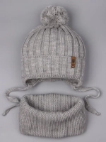 Шапка для мальчика со снудом осенняя