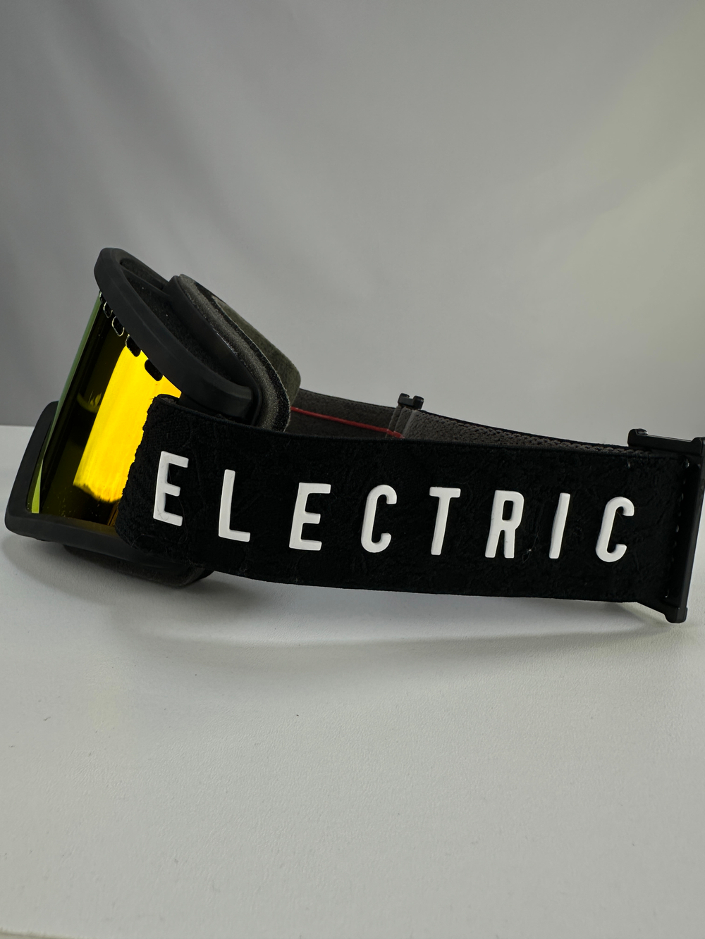 ELECTRIC маска EGV (FW24) (BLACK TORT NURON/RED CHROME, O/S)