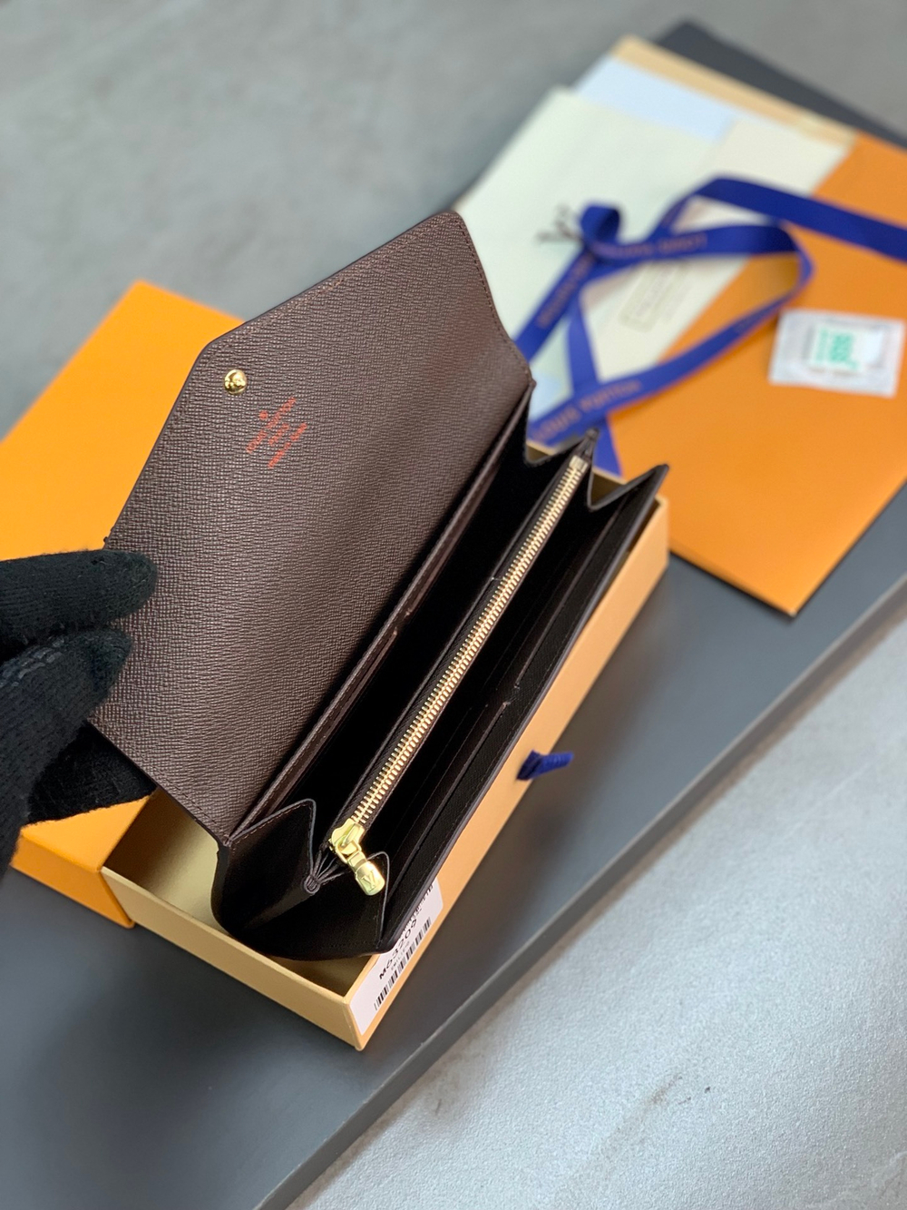 Louis Vuitton Sarah Wallet