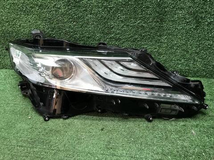 Фара правая Toyota Camry xv70 (2020-н.в.) LED