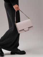 Сумка кожаная через плечо розовый дым