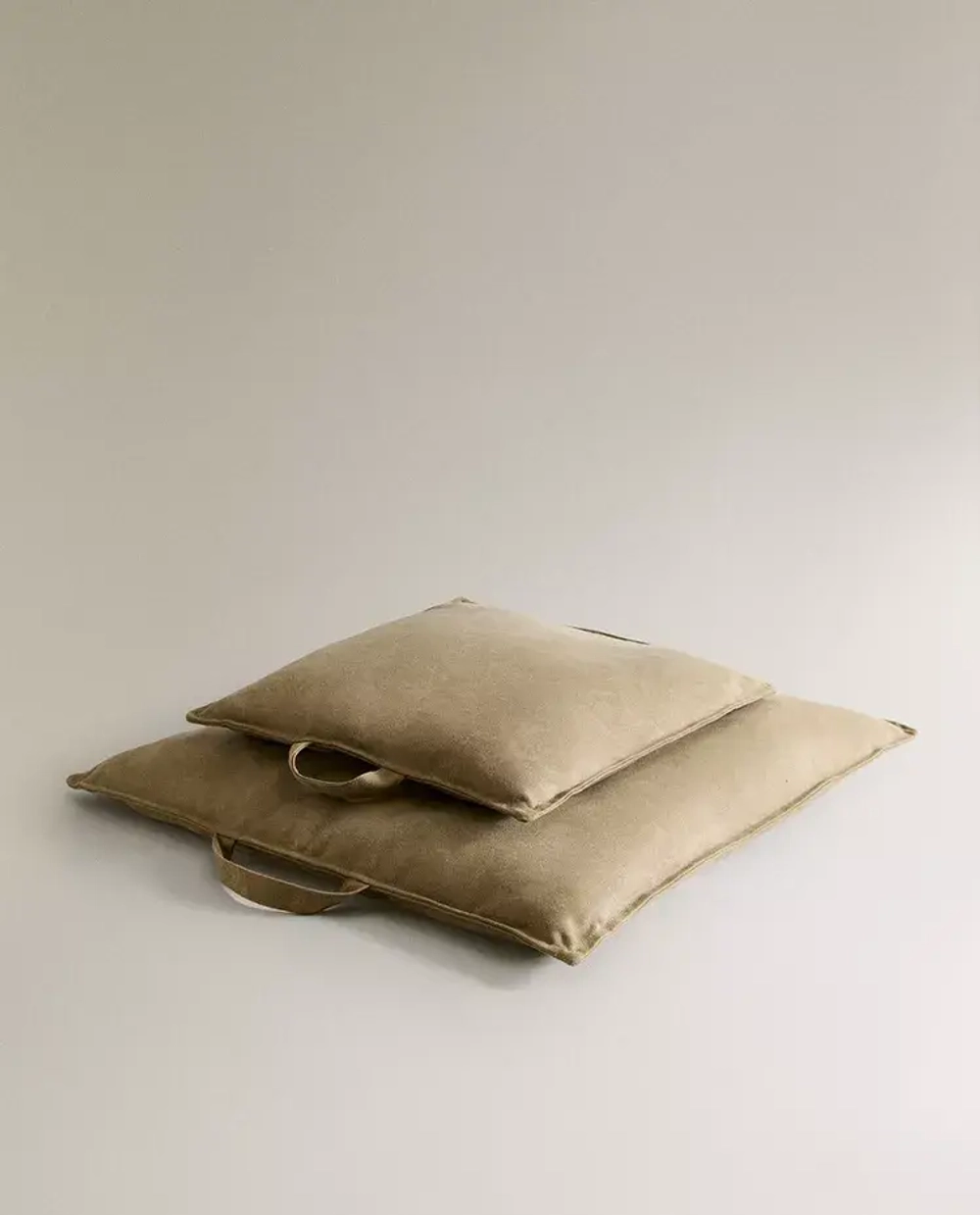 ZARA HOME КВАДРАТНЫЙ КОВРИК ДЛЯ ДОМАШНИХ ЖИВОТНЫХ