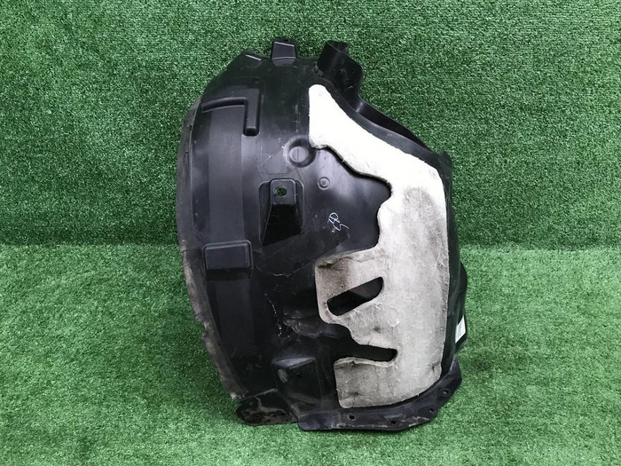 Подкрылок передний левый Mercedes GLE C292 (15-19)