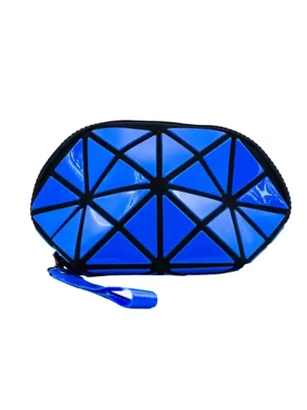 COSMETIC BAG - РОМБОВИДНАЯ КОСМЕТИЧКА ПЕНАЛ СИНЯЯ COSMETIC BAG BLUE, 1 ШТ.