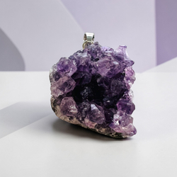 Подвеска. Аметист