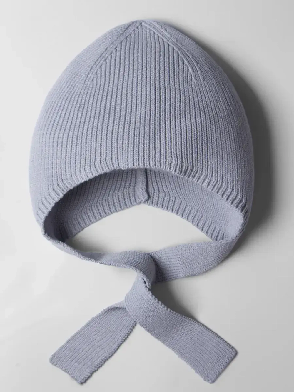 Чепчик шапка женский на завязках на осень