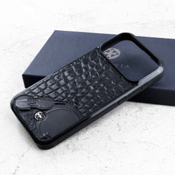 Чехол iPhone 17 Pro La Dolce Vita — скрипка и виноград, кожа MiniCROC, композитный обсидиан
