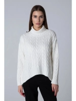 Водолазка с косами