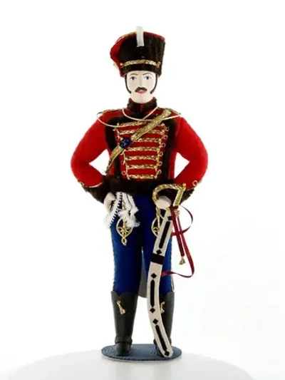 Кукла статуэтка фарфоровая Гусар