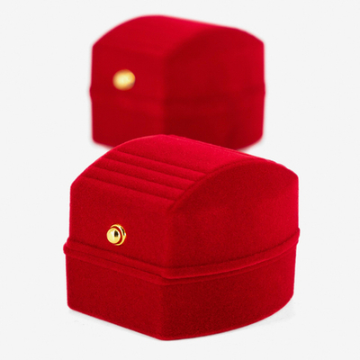 Футляр флокированный с кнопочкой, серия "Романтика"