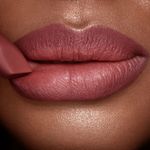 Матовая помада CHARLOTTE TILBURY MATTE REVOLUTION LIPSTICK - PILLOW TALK MEDIUM