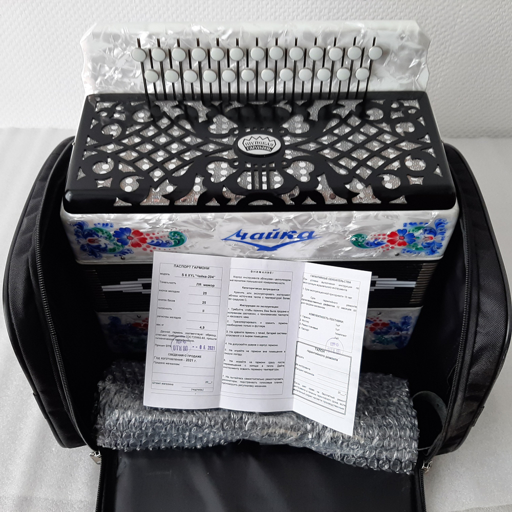 ГАРМОНЬ "ЧАЙКА-204" (S6ХYL), ГОЛОСОВЫЕ ПЛАНКИ HARMONIKAS (ЧЕХИЯ), ЦВЕТ БЕЛЫЙ