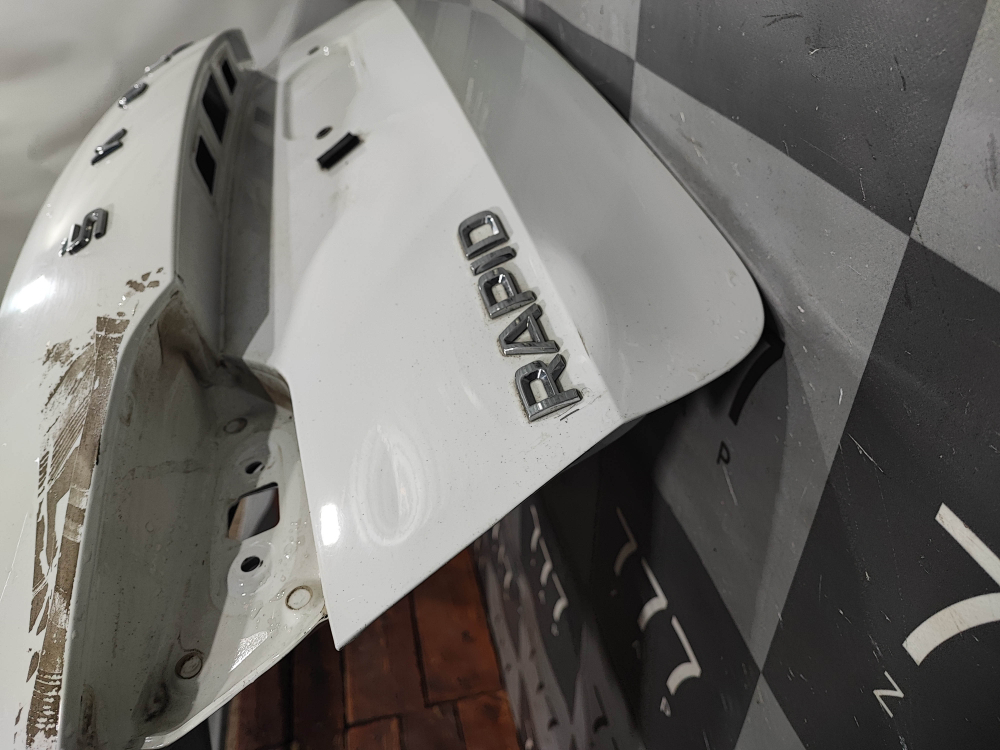 Крышка багажника Skoda Rapid 2 20-нв Б/У Оригинал 60U827025C