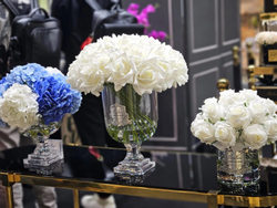 Букет роз ароматизированный и 2 спрея по 10мл Cote Noire Versailles Rose Bouquet слоновая кость/серебряный