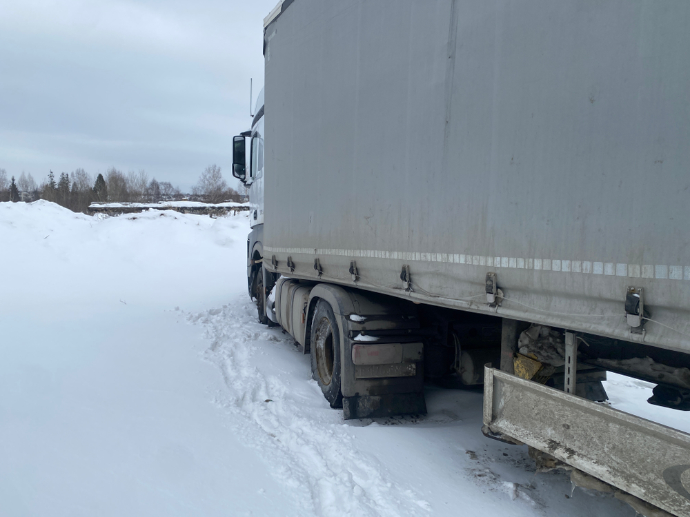 Fliegl SDS* Полуприцеп Шторный/Бортовой SDS 350 (Шторный)