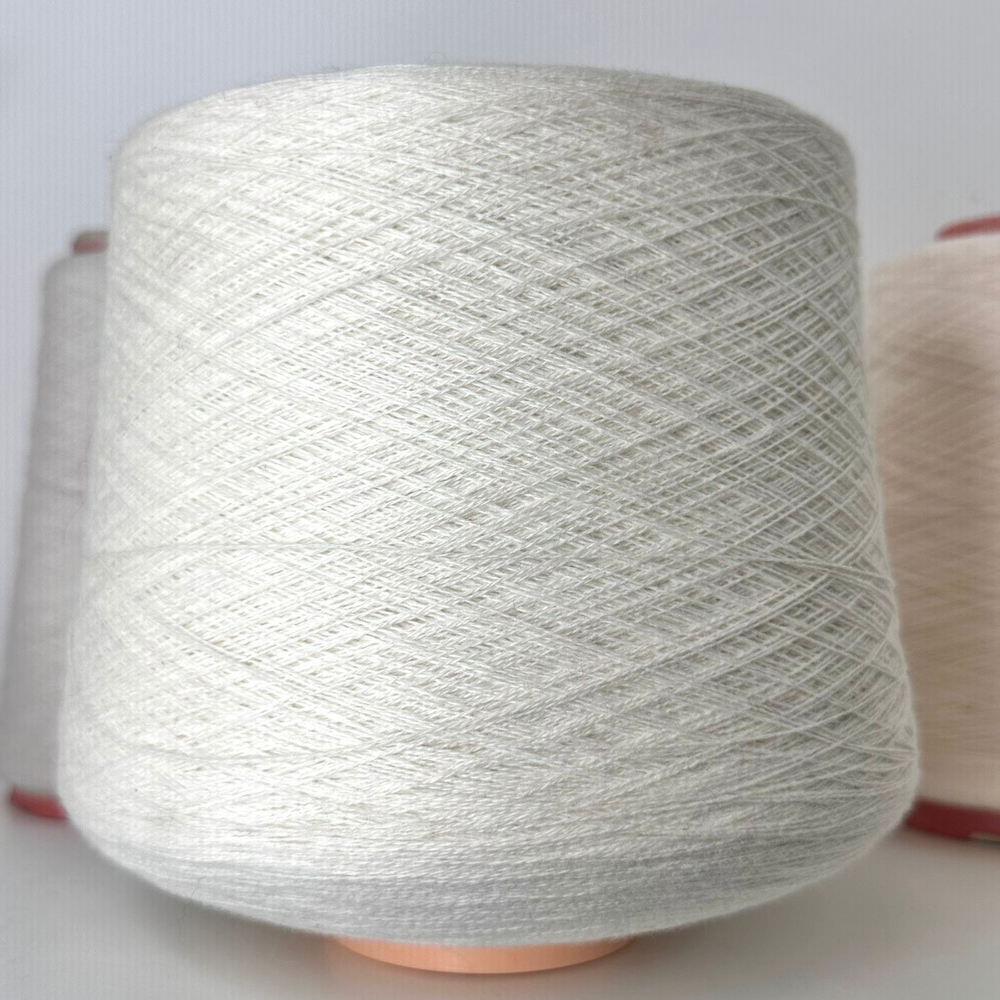 SA01 - Todd Duncan; 100% кашемир; 1400м/100гр, (2/28); ICE WHITE, цвет: белый молочный