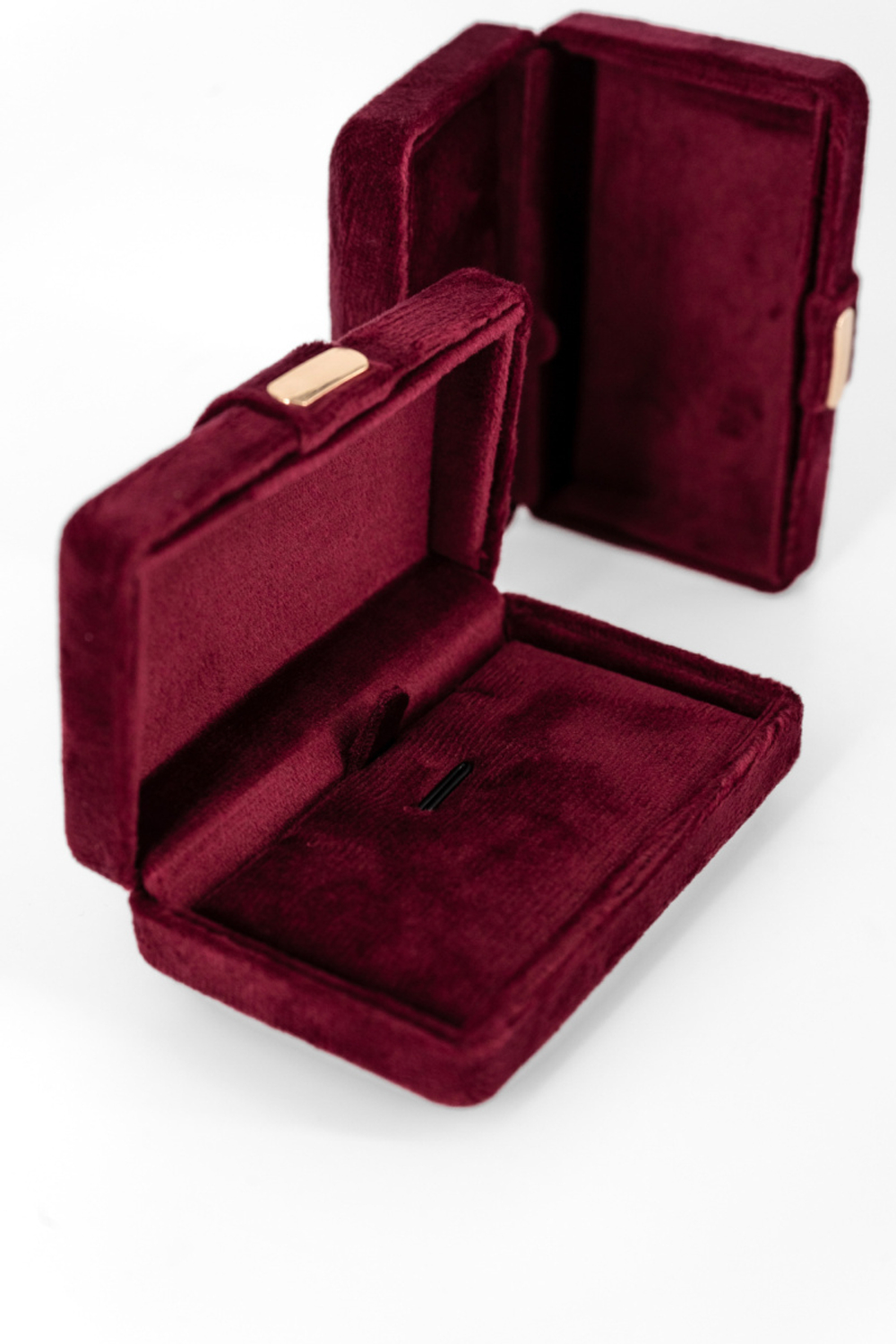 Компактный футляр «Констанция» с обтяжкой микрозамшей