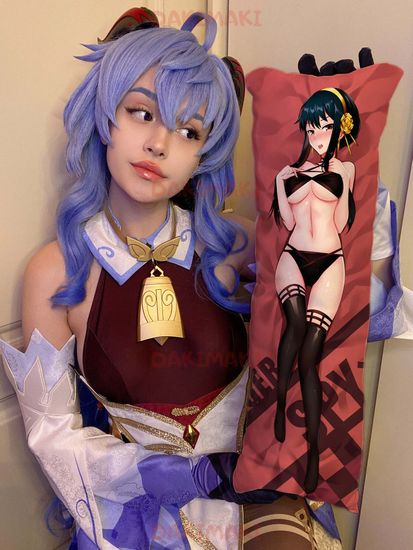 Мини дакимакура Йор Форджер из Семья шпиона арт. M0980, 60х20 см