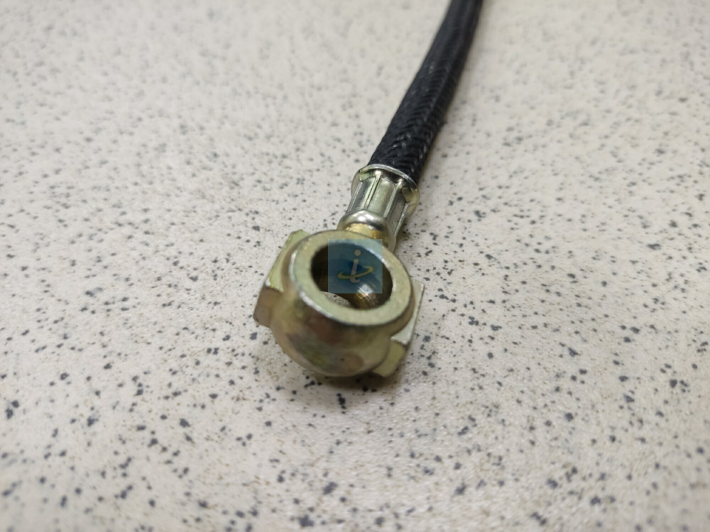 Трубка отводящая 236-1104334